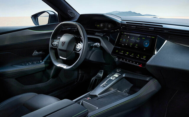 ファストバックとクロスオーバーを融合させた“新種”──プジョー408が日本に上陸 ｜PEUGEOT