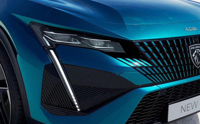 ファストバックとクロスオーバーを融合させた“新種”──プジョー408が日本に上陸 ｜PEUGEOT