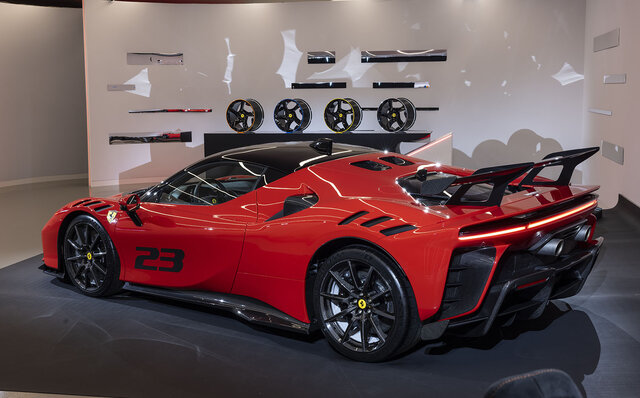 公道走行可能な初のXXモデル、フェラーリ「SF90 XX」がアンベール｜Ferrari