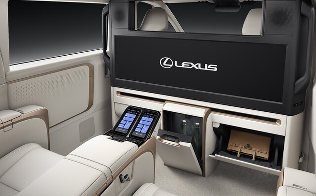 ショーファードリブンに特化したラグジュアリーMPV「レクサス LM」が発売｜LEXUS