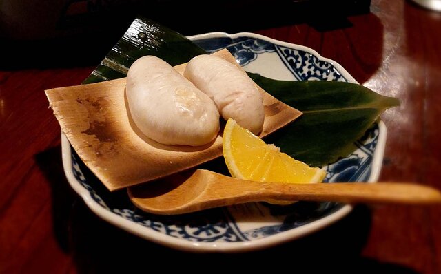 連載エッセイ｜#ijichimanのぼやき「味わい深い魅力があふれる、現金払いだけのこだわりを貫く昔ながらの飲み屋」