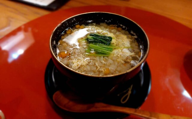 連載エッセイ｜#ijichimanのぼやき「味わい深い魅力があふれる、現金払いだけのこだわりを貫く昔ながらの飲み屋」