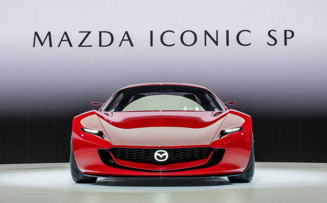 マツダがPHEVのコンパクトスポーツカーコンセプトを世界初披露｜MAZDA 