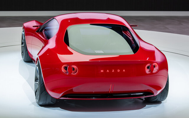 マツダがPHEVのコンパクトスポーツカーコンセプトを世界初披露｜MAZDA 
