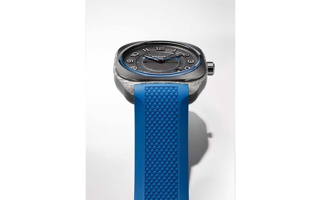 エルメス2023AW新作「H08」「ケリー」鮮やかに輝くウオッチを展開｜HERMÈS