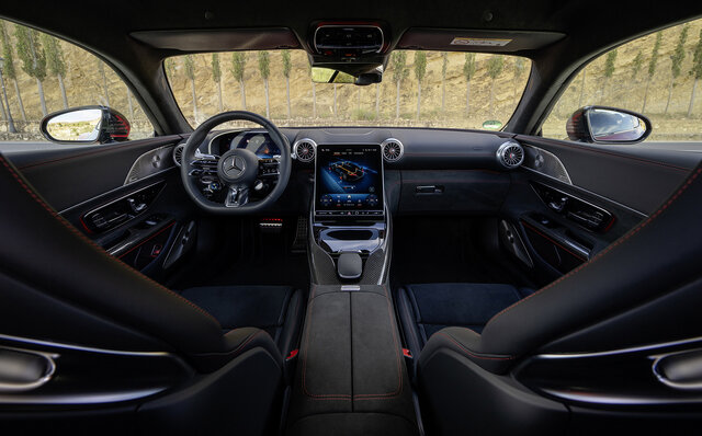 メルセデスAMGのトップパフォーマンスモデル「GTクーペ」が2代目へと進化｜Mercedes AMG