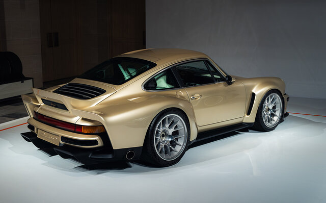 ポルシェ911のレストアで“レストモッド” ブームを牽引する「シンガー」がコーンズと提携｜Singer