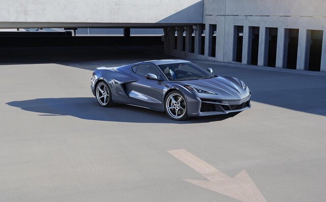 Corvette Finally Electrifies: The Hybrid AWD Chevrolet Corvette E-Ray Debuts | Chevrolet