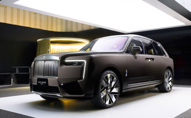 The Cullinan Series II, an SUV Embodying Modern Luxury, Lands in Japan | Rolls-Royce