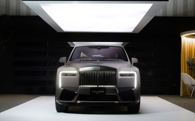 The Cullinan Series II, an SUV Embodying Modern Luxury, Lands in Japan | Rolls-Royce