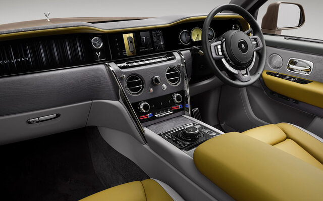 The Cullinan Series II, an SUV Embodying Modern Luxury, Lands in Japan | Rolls-Royce