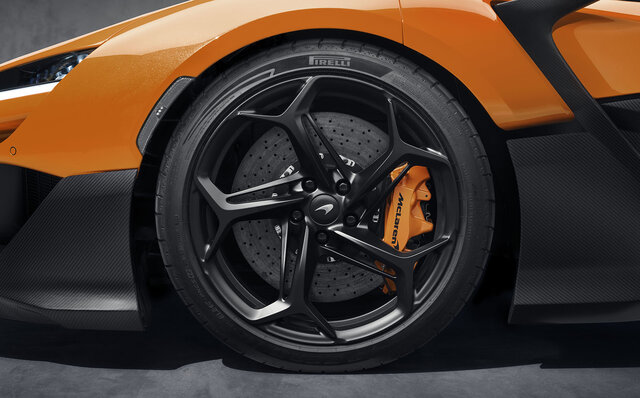 マクラーレン史上最大のパワーを誇る“究極のスーパーカー” マクラーレン「W1」がデビュー｜McLaren