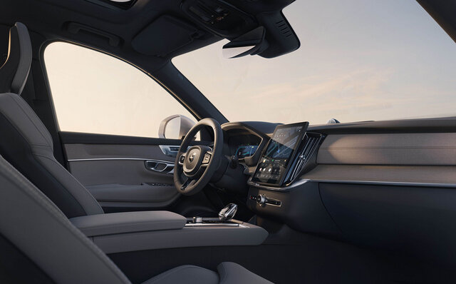 Volvo XC90｜ボルボ XC90