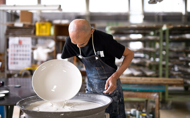 Arita Porcelain Lab's Breakthrough in Traditional Industry: Ushering in a New Era for Arita Ware