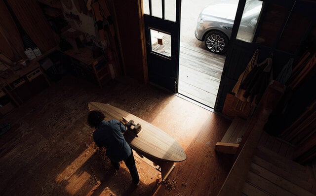 A Special Surfboard Born from Bentley's Craftsmanship