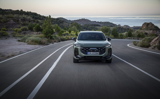 Audi Q3｜アウディ Q3