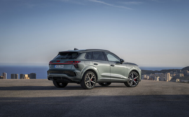 Audi Q3｜アウディ Q3