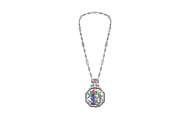 Eternal Moments: Van Cleef & Arpels - Art Deco Through High Jewelry Eternal Moments: Van Cleef & Arpels - Art Deco Through High Jewelry