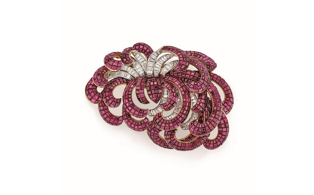 Eternal Moments: Van Cleef & Arpels - Art Deco Through High Jewelry Eternal Moments: Van Cleef & Arpels - Art Deco Through High Jewelry