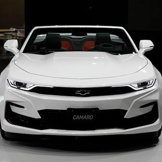 A Sharper Image—The Face-Lifted New Camaro Debuts | Chevrolet