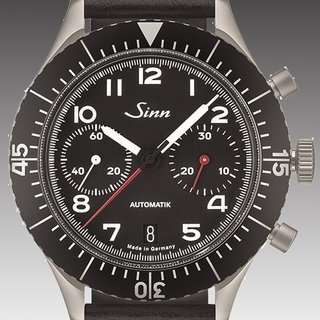伝説のクロノグラフを継承した待望の新作「158 パイロットクロノグラフ」｜Sinn