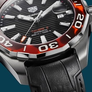 あらゆるマリンアクティビティに活躍する新作「アクアレーサー」｜TAG HEUER