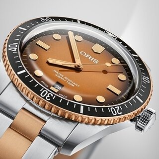 「オリス ダイバーズ65」バイカラーモデルに新色が登場｜ORIS
