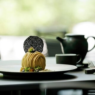 Indulge in autumn's bounty at The Living Pavilion by Aman, Aman Kyoto, with the "Tanba Chestnut Mont Blanc." | AMAN KYOTO