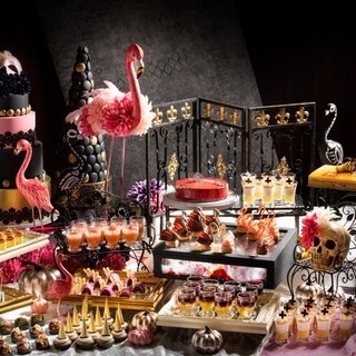 This is where the Halloween buffet craze began. A top recommendation, guaranteed to be a hit with women.｜CONRAD TOKYO