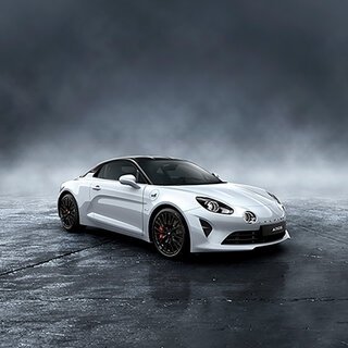 Alpine's Japan-Exclusive Limited Model Features a Striking Contrast Between Body and Roof | Alpine