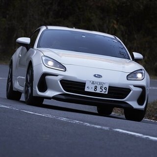 新型スバルBRZに試乗──BRZと86、それぞれの個性がきちんと確立されていた｜SUBARU