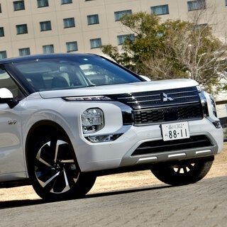 三菱のフラッグシップSUV、新型「アウトランダーPHEV」に試乗──走りも見た目も上質に｜MITSUBISHI