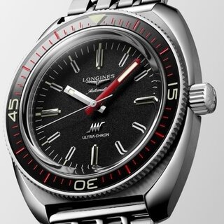 ハイビートの歴史的モデルを最新技術で復刻「ロンジン ウルトラ-クロン」｜LONGINES