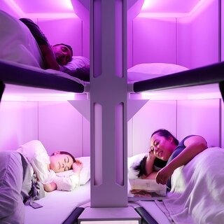 エコノミークラスでもベッドで横たわれる?! ニュージーランド航空が新シートを発表｜Air New Zealand