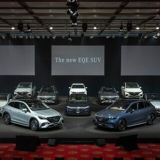 日本の道路事情に合ったボディサイズと取り回しの良さが特長の電動SUV「EQE SUV」が日本上陸｜Mercedes Benz