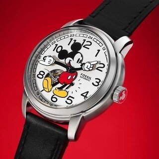 ディズニー創立100周年を祝した限定コラボレーションシリーズ第一弾を発表｜Fossil