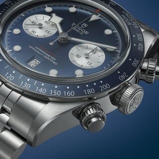 チューダー ブルーを纏うブティック限定モデル ブラックベイ クロノ “ブルー”｜TUDOR 