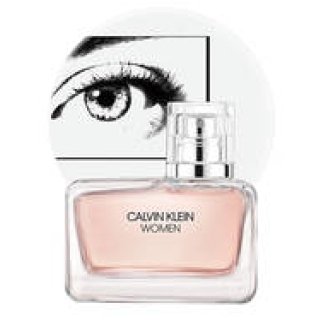 新しいフレグランス「カルバン クライン ウーマン」誕生｜CALVIN KLEIN