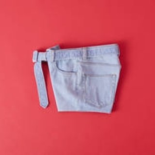 vol.35「一年中、ショーツ」PRADA｜プラダ