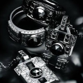 CORE JEWELS: The meticulous craftsmanship that underpins our creations.