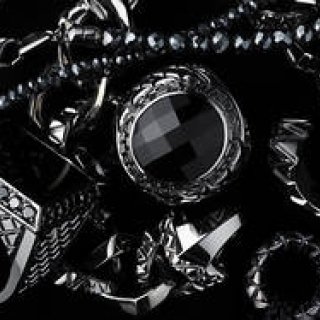 CORE JEWELS | New Releases from Tokyo's Jewelry Brand, Emitting an Onyx-Like Radiance