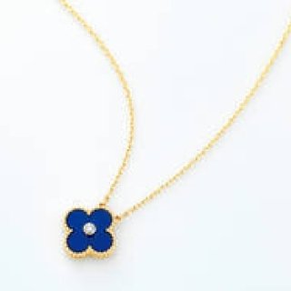 Van Cleef & Arpels | Lapis Lazuli Pendants to Invite Good Fortune