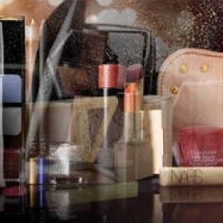 WOMEN BEAUTY Feature | Christmas Coffrets 2011