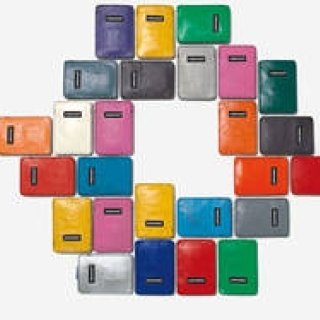 FREITAG｜シンプルで機能的な新カードケース「F57 ALAN」