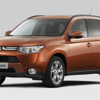 三菱、新型「アウトランダー」をアジア初披露！｜MITSUBISHI MOTORS