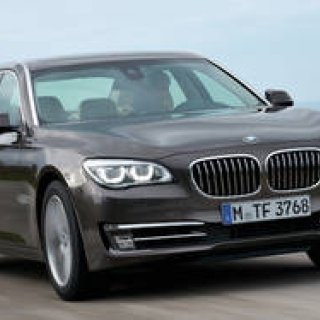マイナーチェンジを受けた「7シリーズ」が日本発売｜BMW