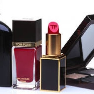 TOM FORD BEAUTY | Discover TOM FORD BEAUTY on the second floor of Hankyu Umeda Main Store, a brand that defined the beauty trends of 2013.