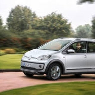 SUVルックの「クロスup!」欧州で発売｜Volkswagen