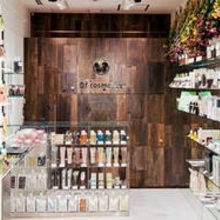 Of cosmetics｜初のコンセプトショップ「新丸ビル店」オープン