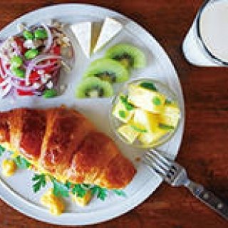BOOK | The “Too Beautiful” Breakfast Book: TODAY’S BREAKFAST